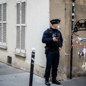 "Choc : 30 ans de prison pour l'assaillant de l'attaque au hachoir visant Charlie Hebdo"