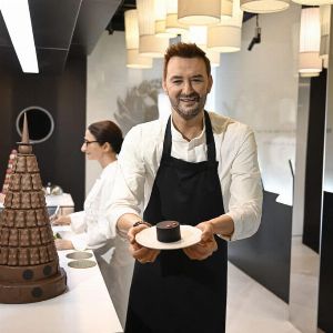 "Incroyable ! Cyril Lignac passe le flambeau à un talent de Top Chef"