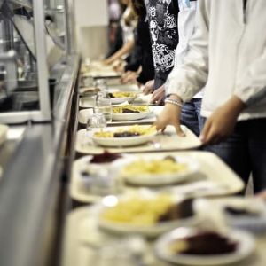 "Suspension de la grève : les cantines des collèges du Var rouvrent leurs portes"