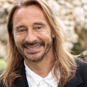 Bob Sinclar métamorphosé : le DJ lève le voile sur sa transformation et surprend ses fans