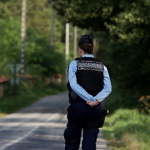 Découverte macabre près de Deauville : individu armé en fuite !