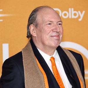 Hans Zimmer, la star de Hollywood, signe un contrat exclusif avec l'Arabie Saoudite pour moderniser son hymne national !