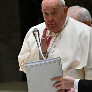 "Le pape François alerte sur la désinformation et la polarisation sur les réseaux sociaux"