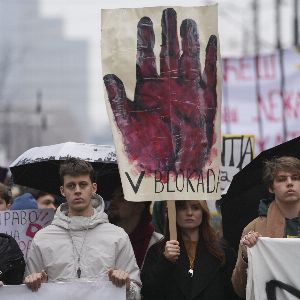 "Révolte des étudiants en Serbie : rassemblement massif pour défier le régime populiste d'Aleksandar Vucic"