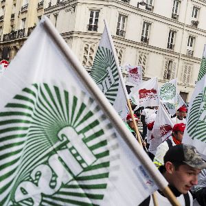 "La bataille pour l'avenir de l'agriculture : la FNSEA sous pression"