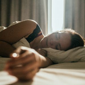 "Le secret de la nuit révélé : trop de sommeil peut nuire à votre santé !"