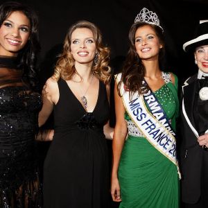 "Révélation choc : Chloé Mortaud, Miss France 2009, raconte son accouchement difficile mais émouvant"