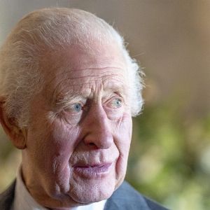 "Révélation Choc : le roi Charles III recadre vertement un photographe en neuf mots"