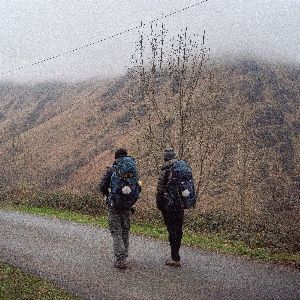 Adolescents en quête de paix intérieure : un voyage initiatique sur le chemin de Compostelle