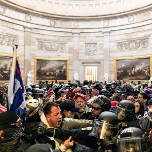 "Deux insurgés du Capitole refusent la grâce de Trump : des actes assumés"