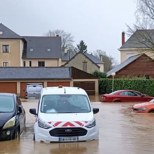 "La tempête Herminia provoque des inondations en France: évacuation à Rennes"