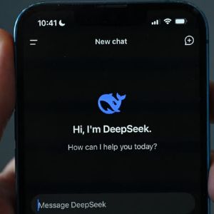 "Alerte ! Deepseek restreint temporairement les inscriptions suite à une cyberattaque massive"