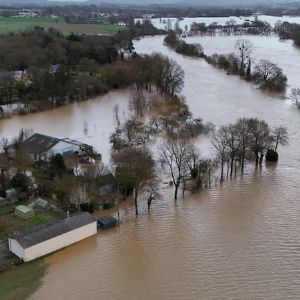 "Alerte météo : Les crues en Bretagne et en Normandie vont-elles empirer?"