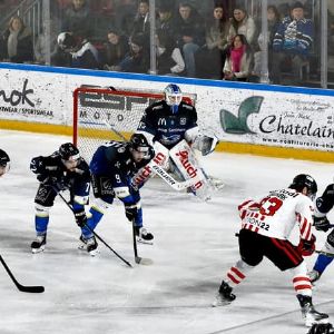 "Double victoire pour Briançon et Gap en Ligue Magnus : Anglet et Nice battus !"