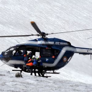 "Drame dans les Pyrénées : trois skieurs perdent la vie en une journée tragique"