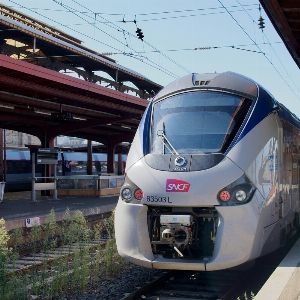 "Drame ferroviaire en Isère : une fillette de six ans amputée après un terrible accident sur le quai"