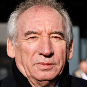 "François Bayrou se prononce sur le droit du sol à Mayotte et en métropole : pas de restriction prévue en France"