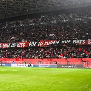 Le maire de Marseille réagit violemment contre une banderole des supporters niçois lors du match Nice-OM