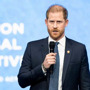 "Scandale royal : pourquoi le prince Harry était relégué derrière la princesse Anne au couronnement de Charles III"