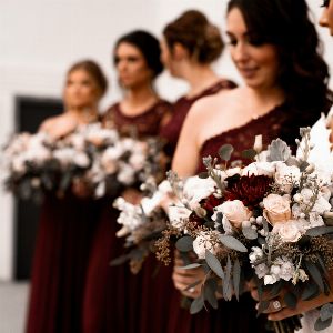 "Scandale : une demoiselle d'honneur révèle les exigences démesurées de la mariée"