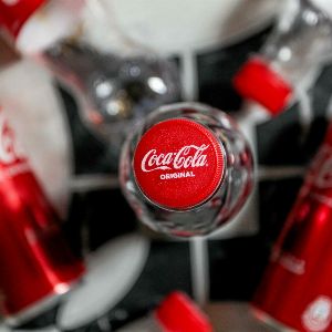 "Alerte ! Coca-Cola rappelle des sodas contaminés en Europe !"