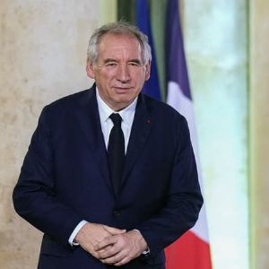 "Hommage émouvant de François Bayrou à son amie d'enfance Catherine Laborde"