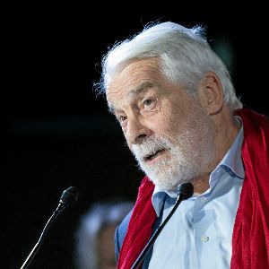 "Jacques Weber lâche Mélenchon : fracas politique et prise de position choc !"