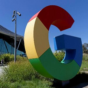 "Révélations : Google cède aux exigences de Trump, changement de nom controversé !"