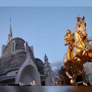 "Scandale à Nice : perquisition chez Parcs d'Azur pour l'affaire de la statue de Jeanne d'Arc"