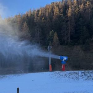 "Alerte neige : La Colmiane, une station innovante pour contrer le manque de poudreuse"