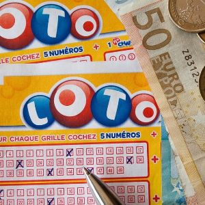 "Découvrez quels signes ont le potentiel de décrocher le jackpot au Loto ce mercredi 29 janvier 2025 !"