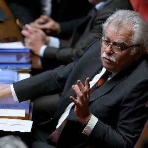 "Le député emblématique André Chassaigne quitte l'Assemblée nationale pour un mandat d’adjoint en mairie"