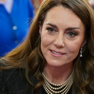 "Le message caché derrière le collier de perles de Kate Middleton"