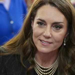 "Le roi Charles III sur le point de conférer à Kate Middleton le pouvoir de délivrer des mandats royaux, une première en plus d'un siècle"