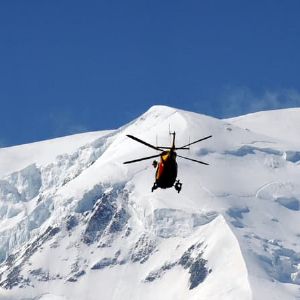 "Tragédie mortelle : Avalanche fatale à des étudiants norvégiens dans les Alpes"