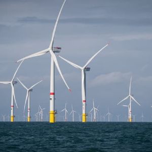 "Un projet éolien en mer à 7 milliards d'euros : Varsovie lance l'ambitieux Baltica 2"