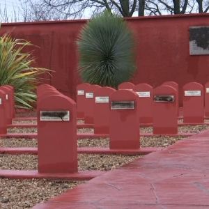 Indignation après la profanation du cimetière sénégalais de Chasselay : un acte scandaleux révoltant la France